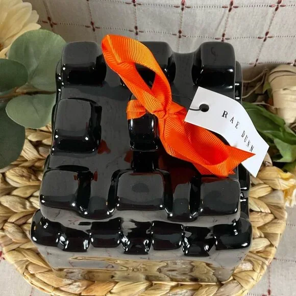 Rae Dunn Artisan Collection Dracula Castle Birdhouse Black & Gold New in Box - Picture 6 of 9